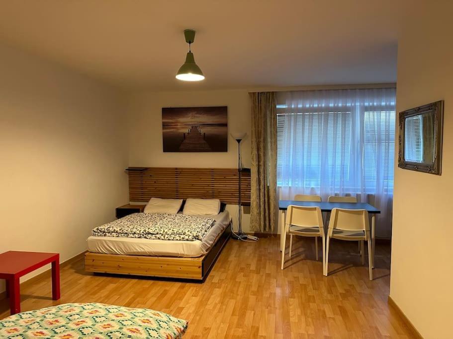 Apartment4 Appartamento *